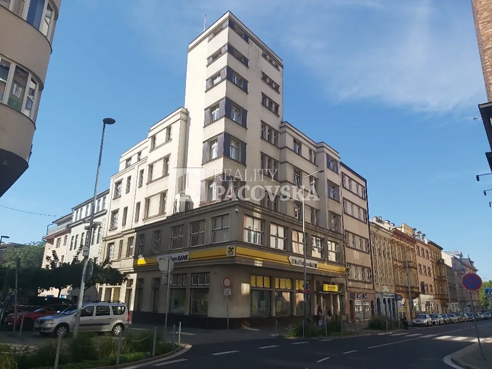Pronájem kanceláře 53 m²